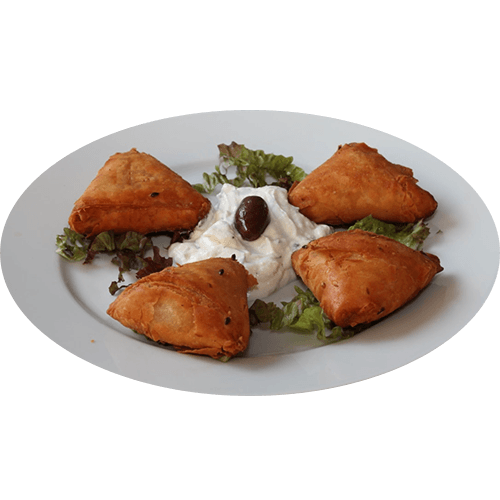 Pitakia mit Schafskäse und Tzatziki (vegetarisch)