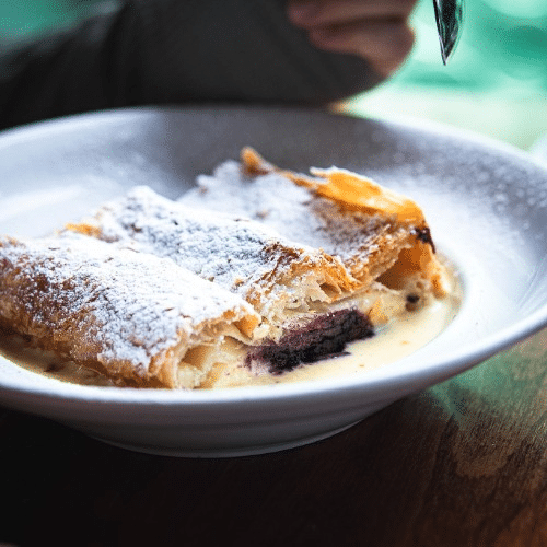 Topfenstrudel mit Heidelbeer