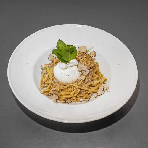 Linguine al Tartufo Nero Con Burrata