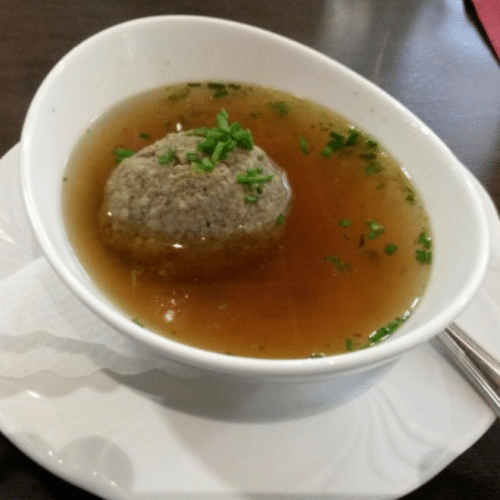 Leberknödel Suppe
