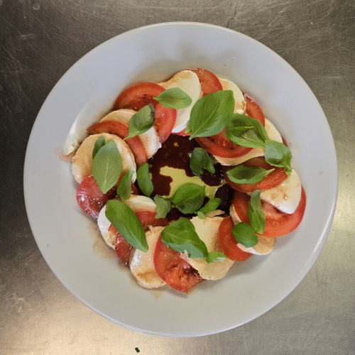 Mozzarella mit Tomaten