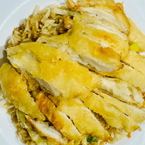 Eierreis mit knusprigem Huhn