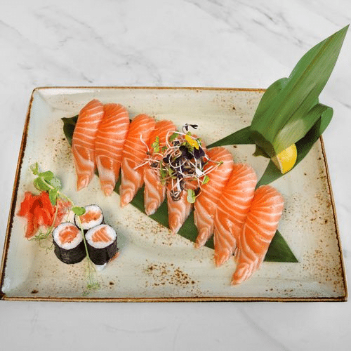 Sake Sushi (mittel, Lachs)