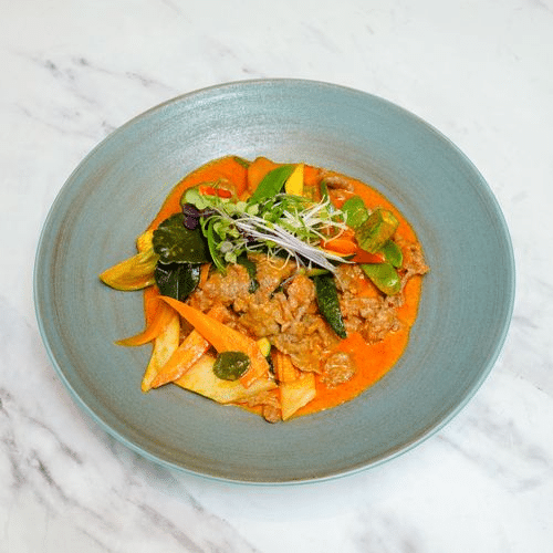 Gaeng Gai Nuea (sehr scharf)