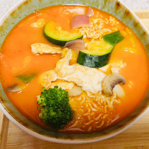 Kokos-Curry-Nudelsuppe