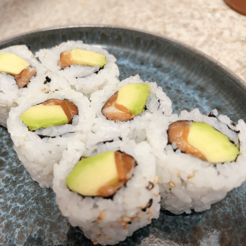 Sake Avocado Maki (6 Stück)