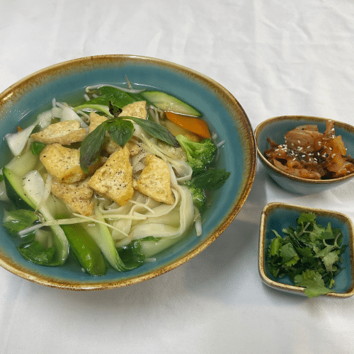 Nudelsuppe mit Gemüse