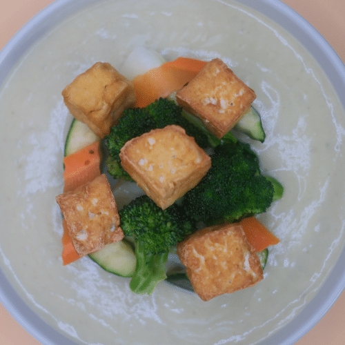 Avocado-Currysauce mit Tofu