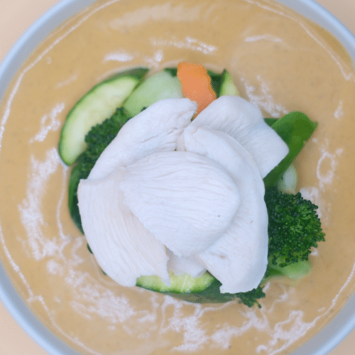 Erdnusssauce mit Hühnerfleisch
