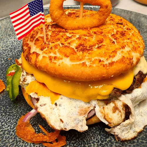 Bacon-Egg Burger
