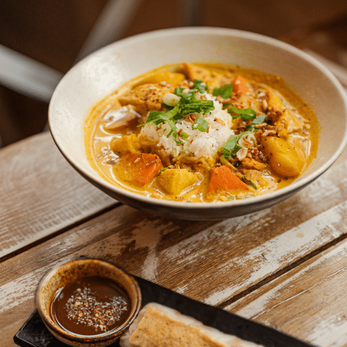 Tofu in rotem Curry (scharf)