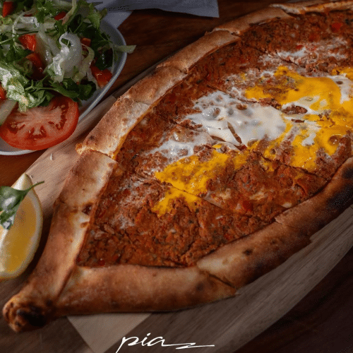 Pia Spezial Pide