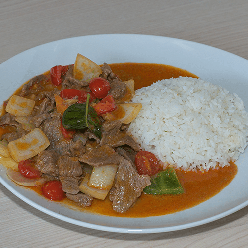 Rotes Curry mit Rindfleisch
