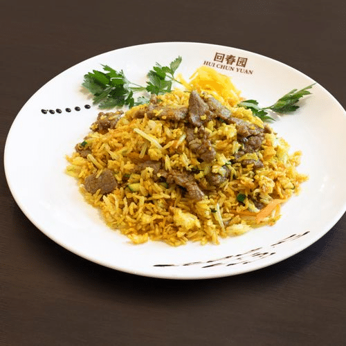 Nasi Goreng mit Rindfleisch und Curry