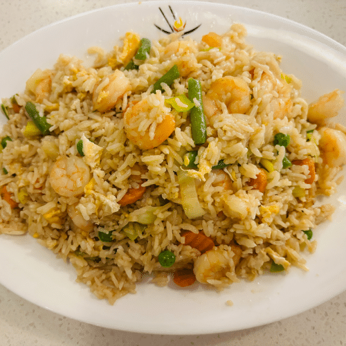 Gebratener Reis mit Shrimps und Ei