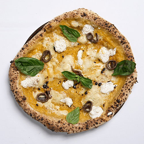Pizza Provola pepe e Acciughe