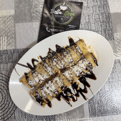 Hausgemachte Palatschinken mit Nutella