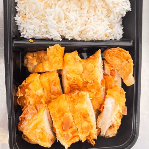 Knuspriges Huhn mit Mandelsplittern