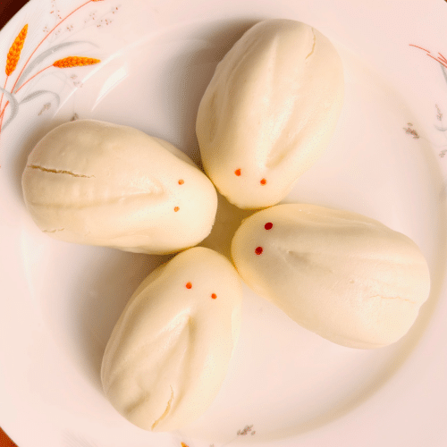 V31 Kaninchen Brötchen Eiercereme 4stück